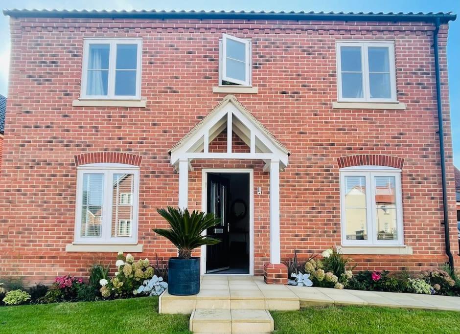Stunning! Beautiful Contemporary Property In Holt, Norfolk Holt  Extérieur photo
